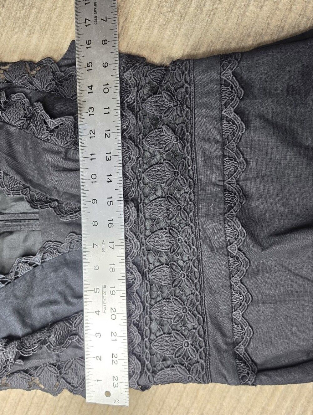 Endless Rose Linen Blend Lace Detail Trumpet Mermaid Flare Bottom Resort Dress - Picture 3 of 12